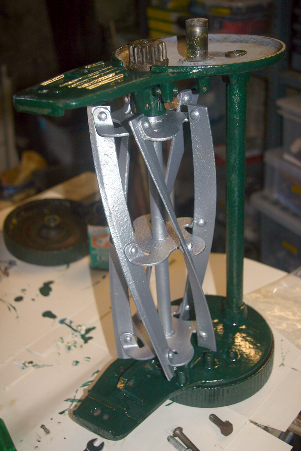 Qualcast E1 lawnmower - ready to refit the second wheel